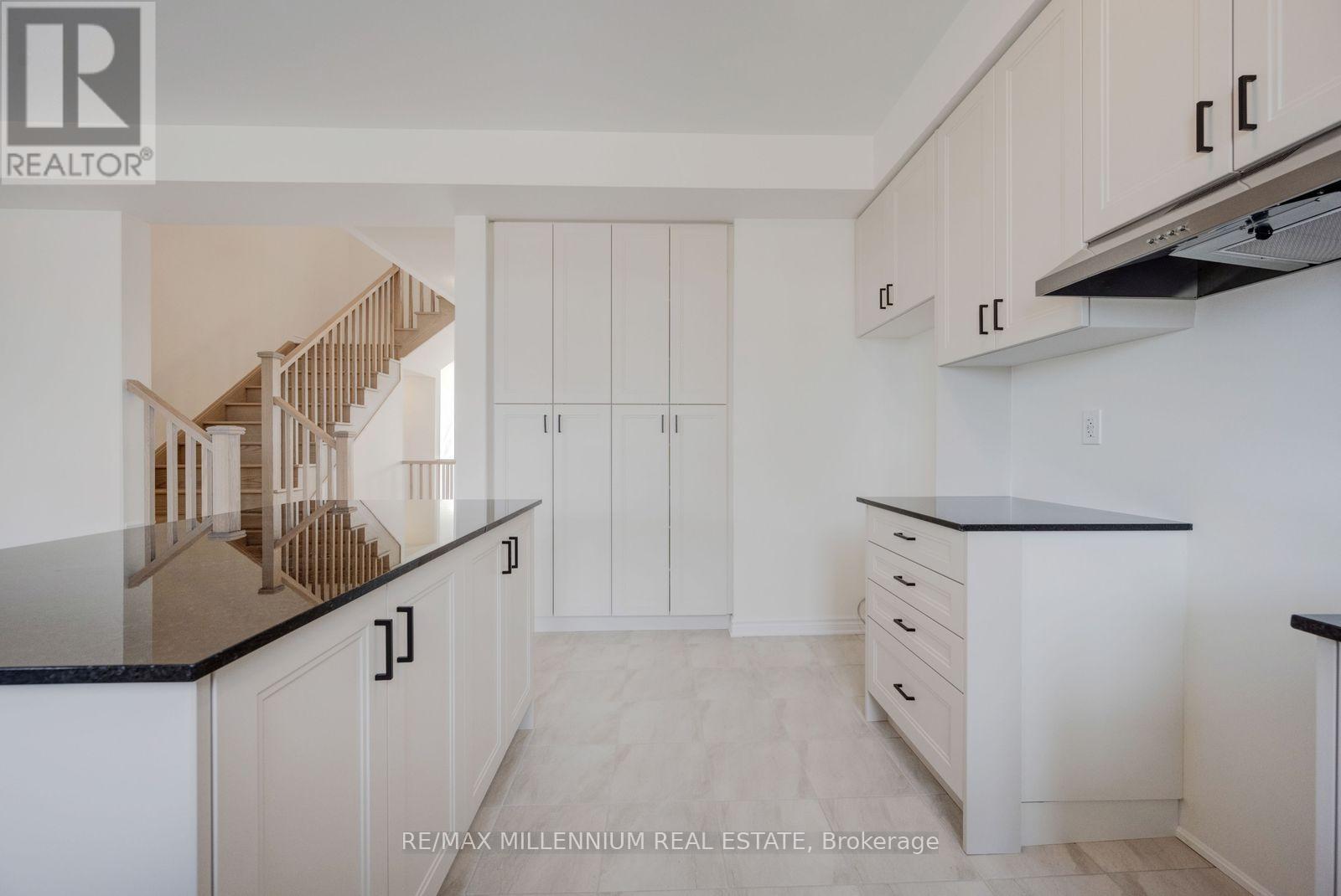 78 Fieldfare Road — photo 10