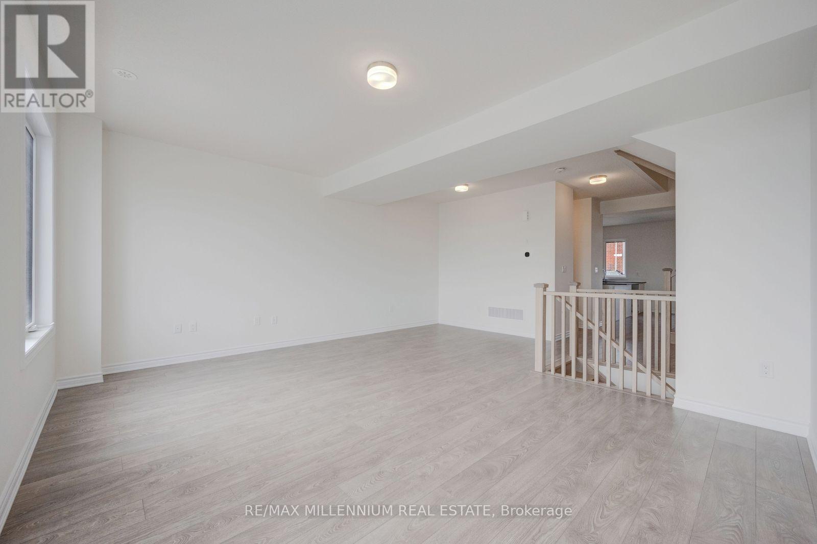 78 Fieldfare Road — photo 4