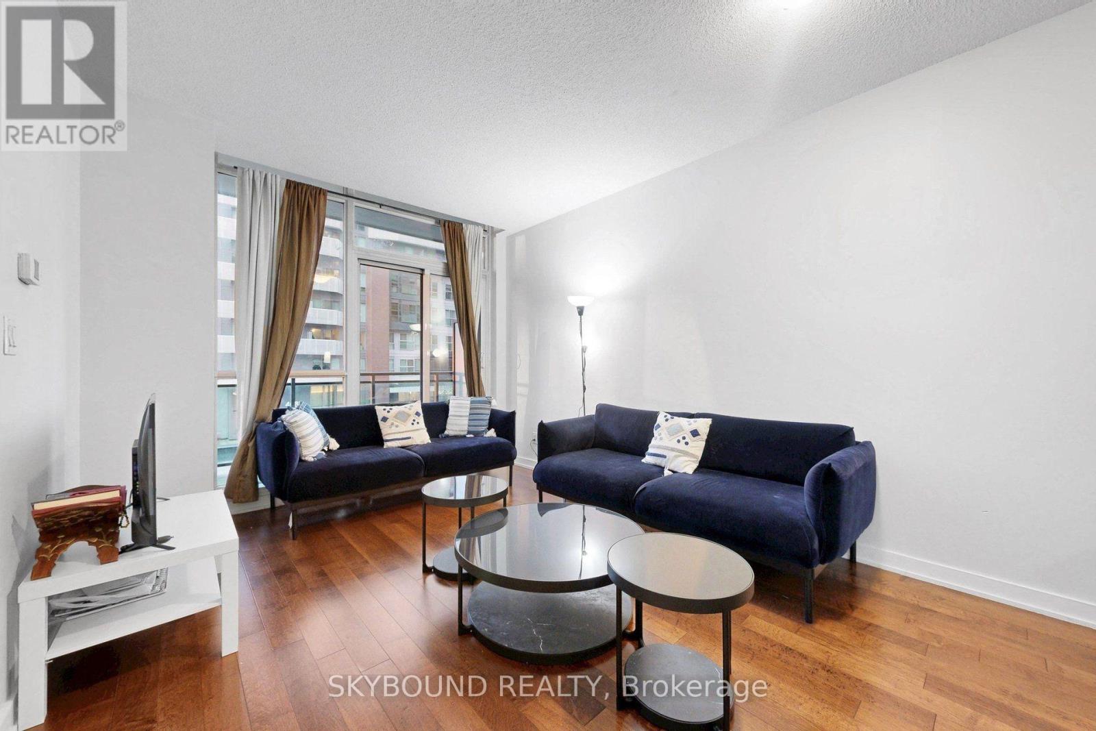 #214 4070 CONFEDERATION PARKWAY - 15