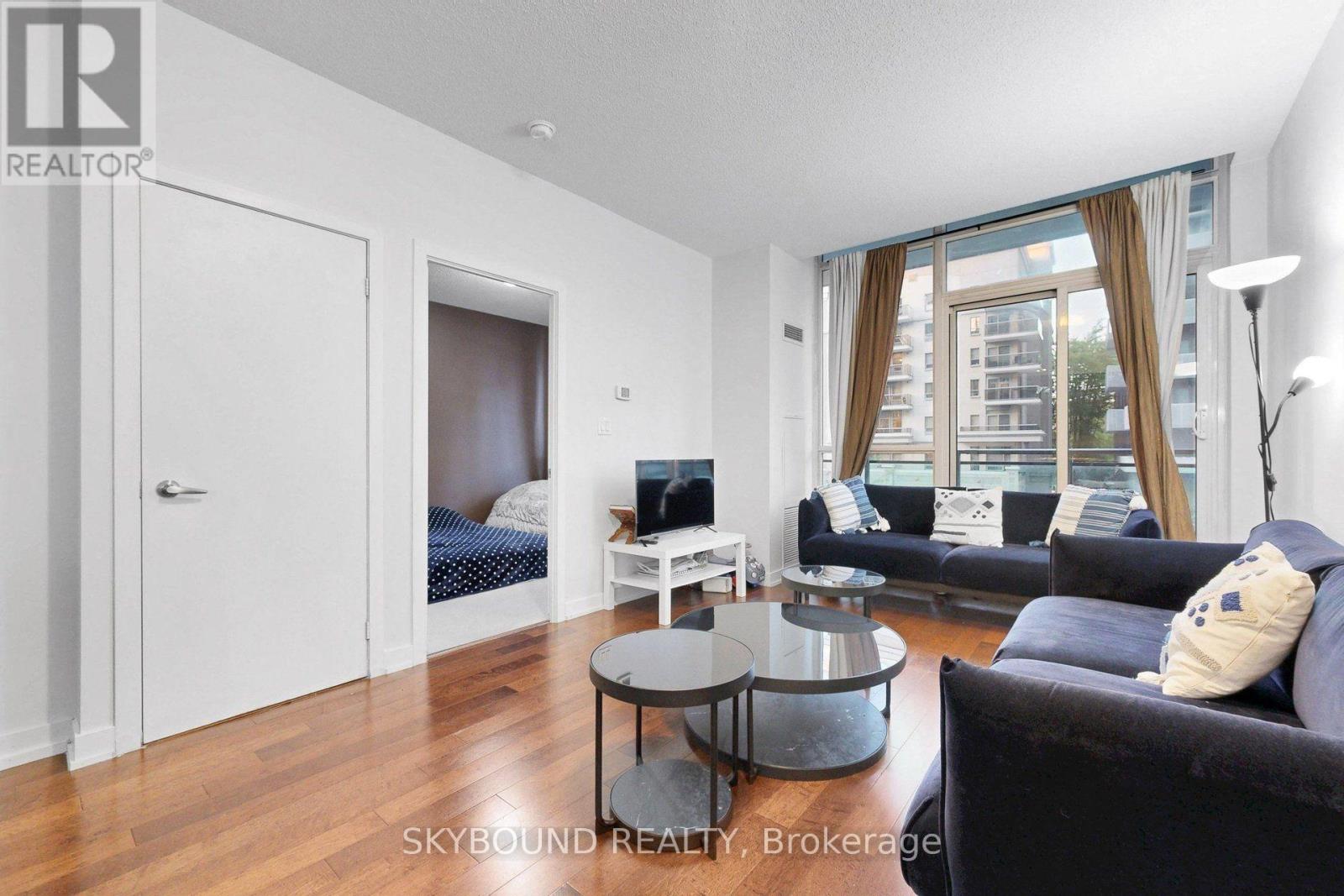 #214 4070 CONFEDERATION PARKWAY - 16