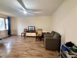 584 Machray Avenue, Winnipeg, MB R2W1A9 Photo 32