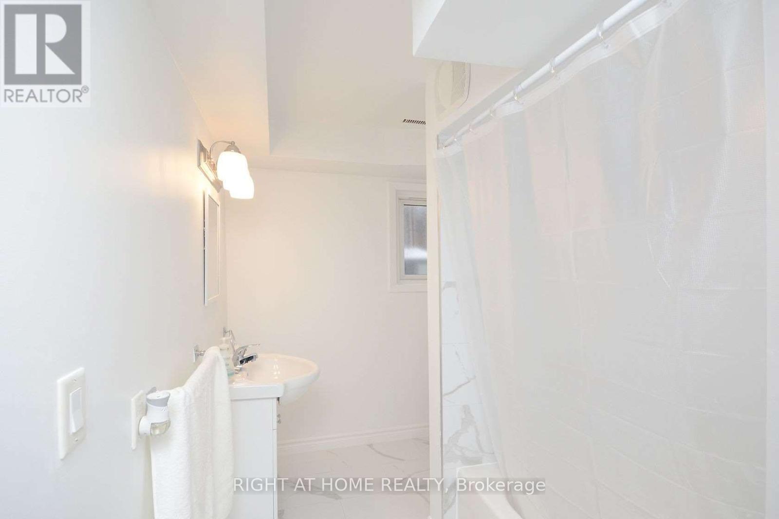 7123 Barto Crescent — photo 29