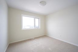 13 Parkrose Place, St Adolphe, MB R5A0B4 Photo 24