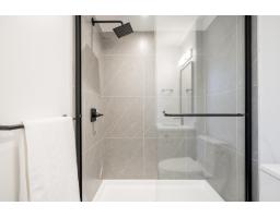 102 13711 16 Avenue, Surrey, BC V4A1P7 Photo 29