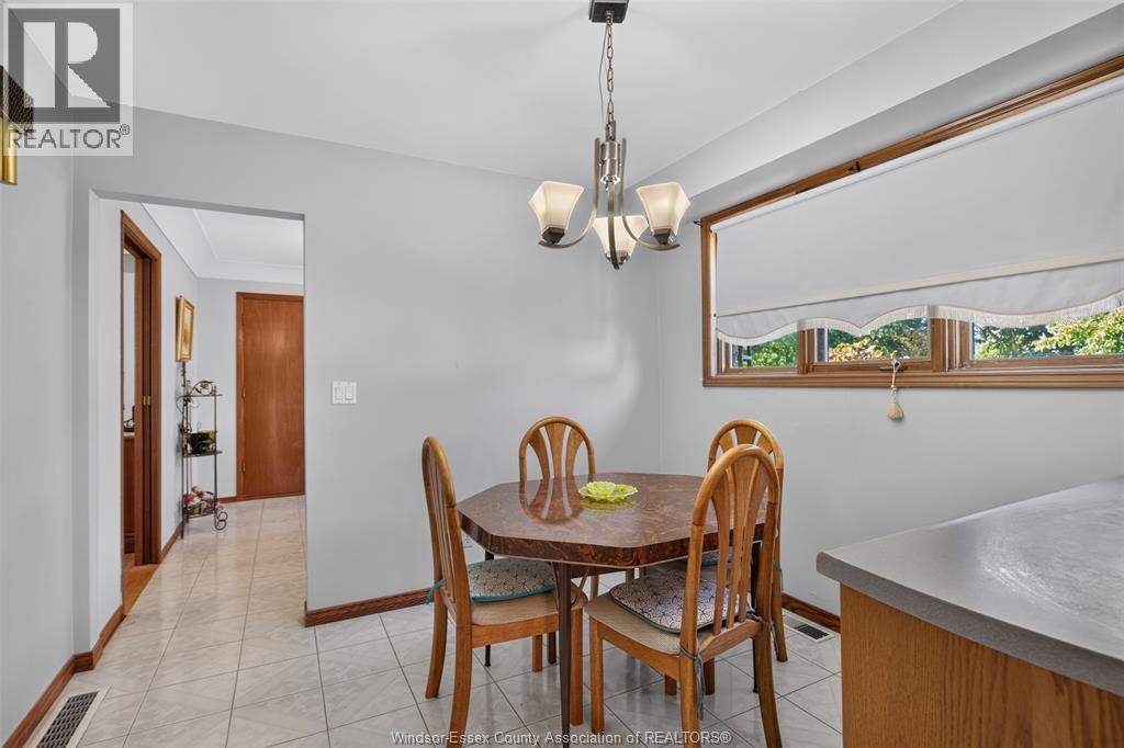2441 LESPERANCE - 25