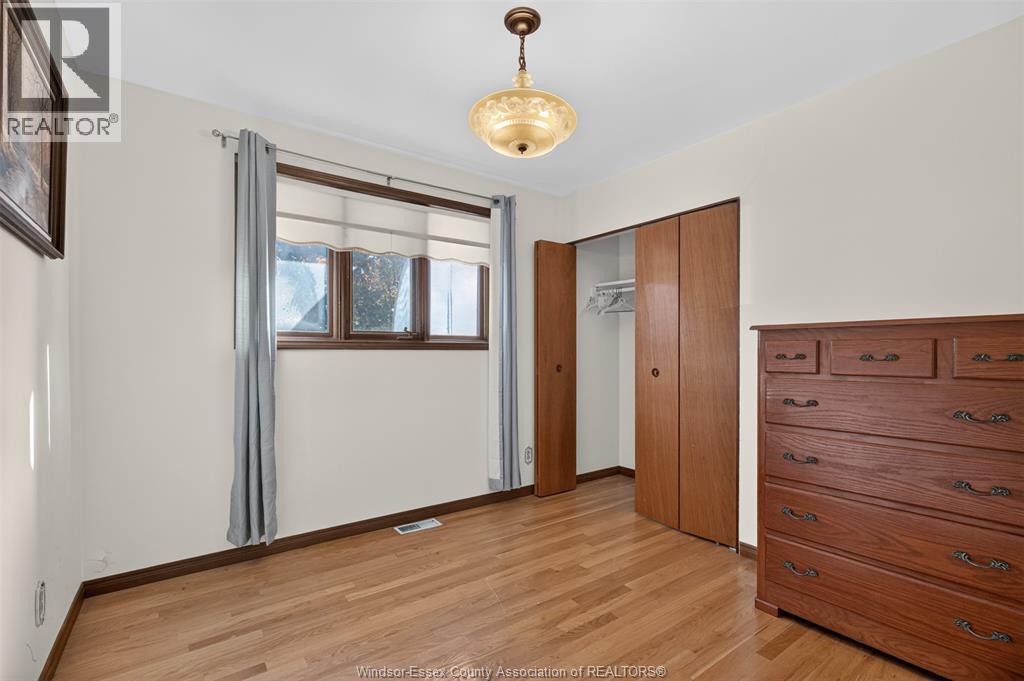 2441 LESPERANCE - 29