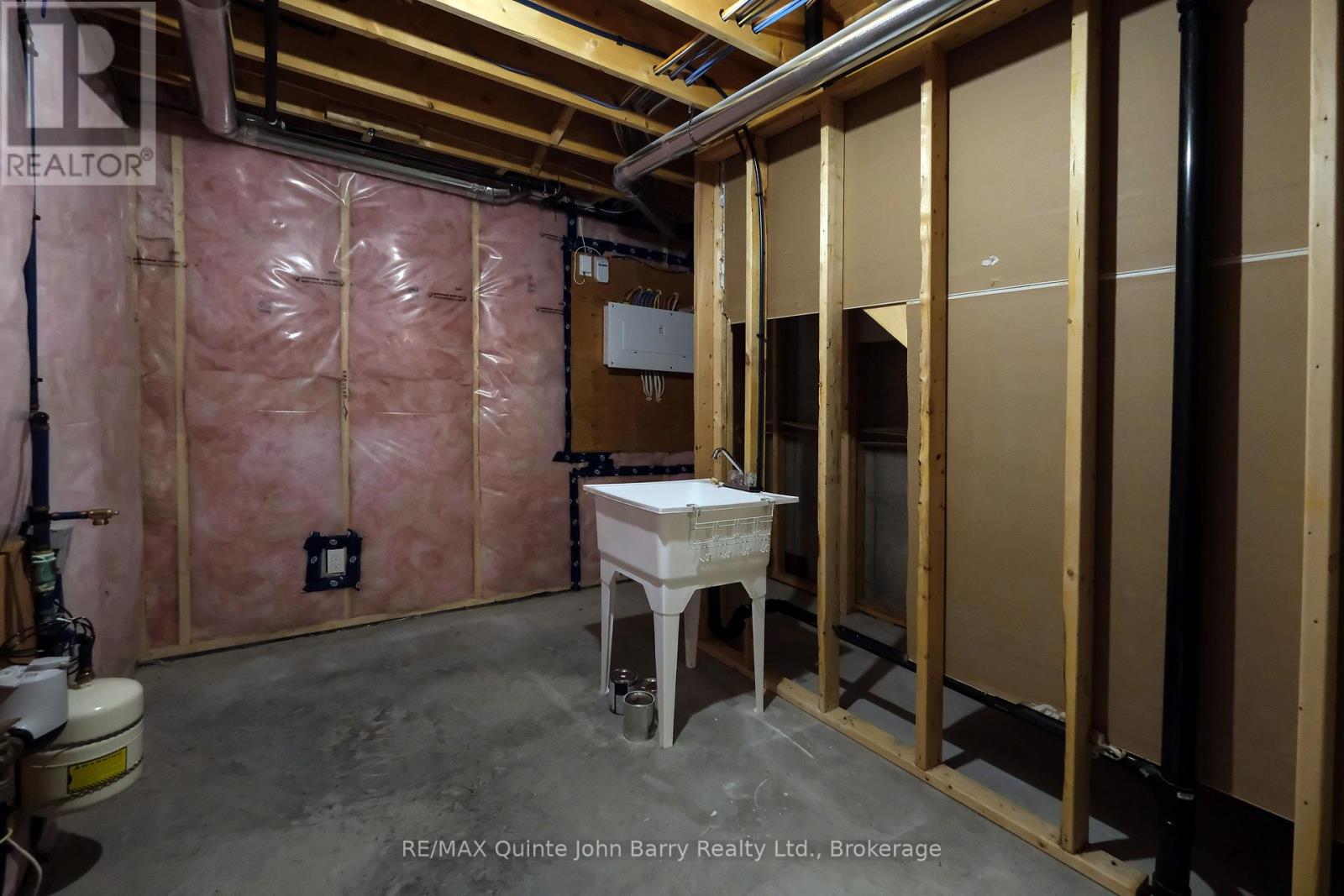 25 Hillside Meadow Drive — photo 21