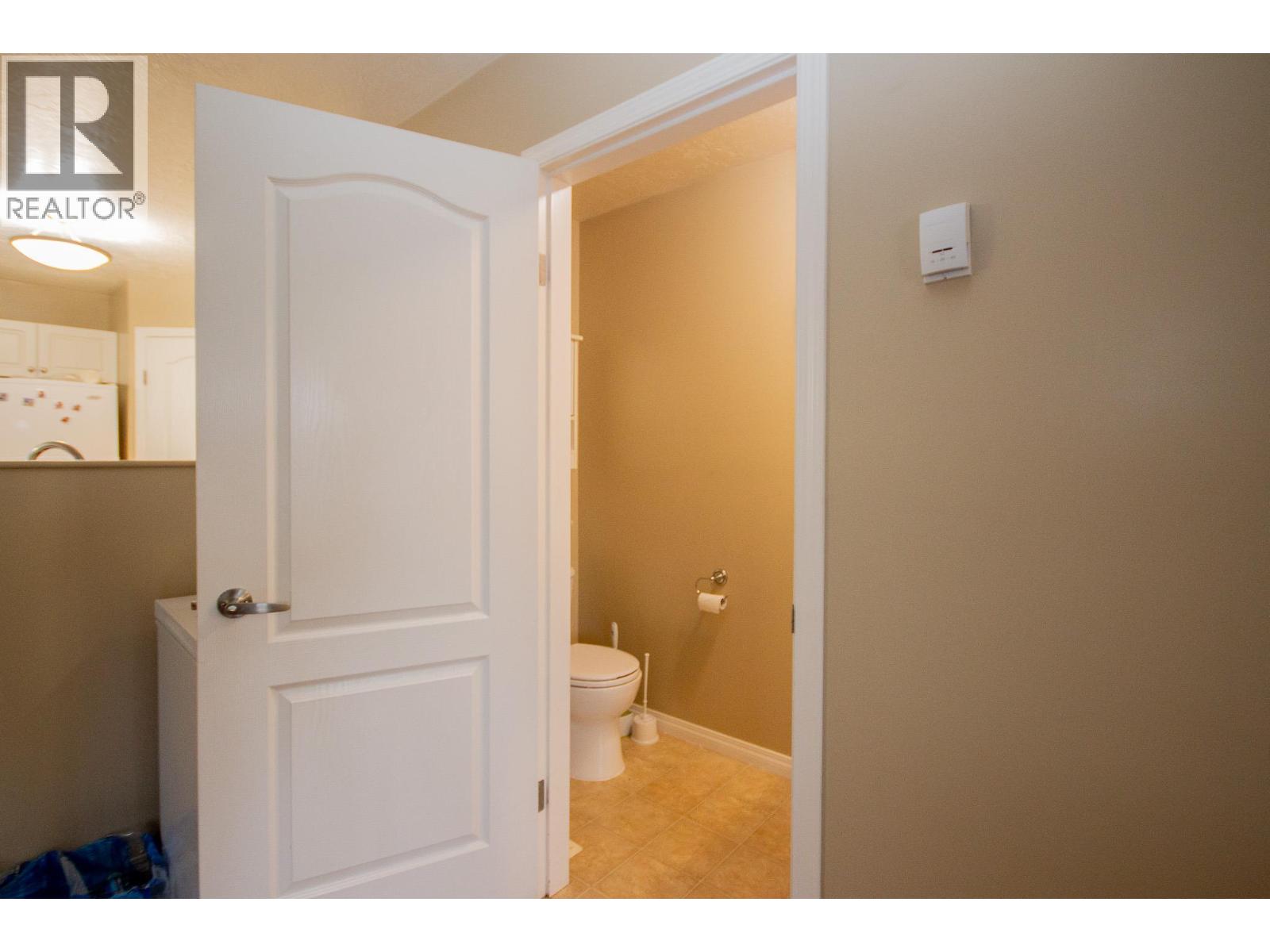 1637 100 Avenue, Dawson Creek - Image 1