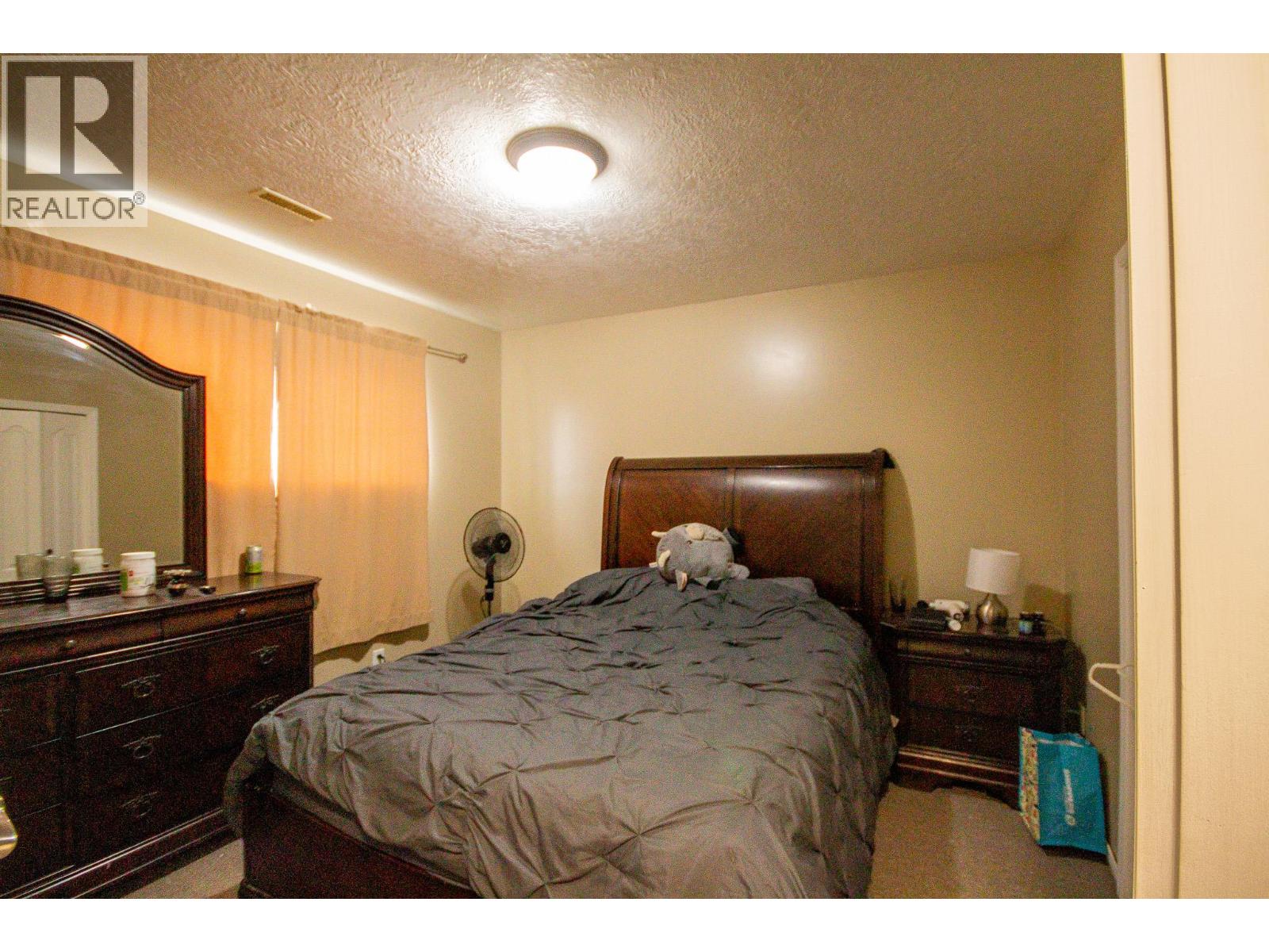 1637 100 Avenue, Dawson Creek - Image 1