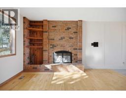 Recreational, Games room - 20 Blackthorn Place Ne, Calgary, AB T2K4Y3 Photo 7