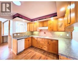 5753 Columbia Avenue, Edgewater, BC V0A1E0 Photo 15