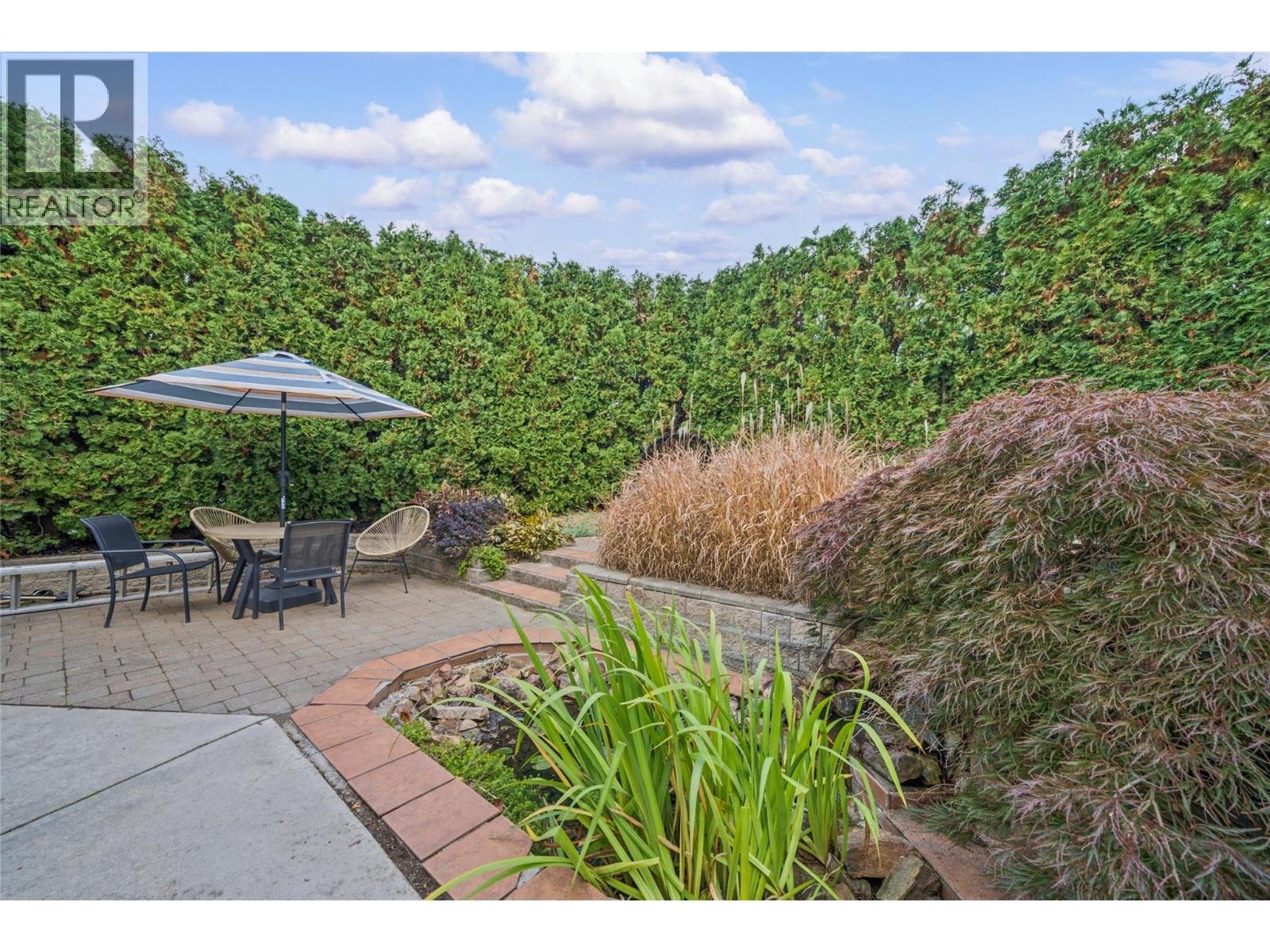 251 17 Street SE - 10