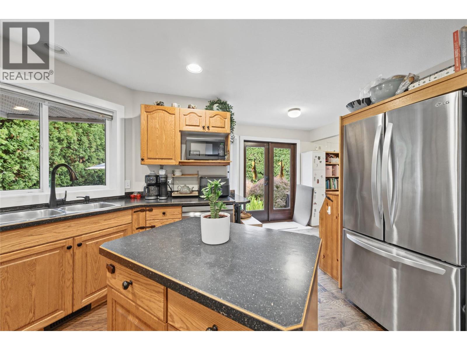 251 17 Street SE - 21