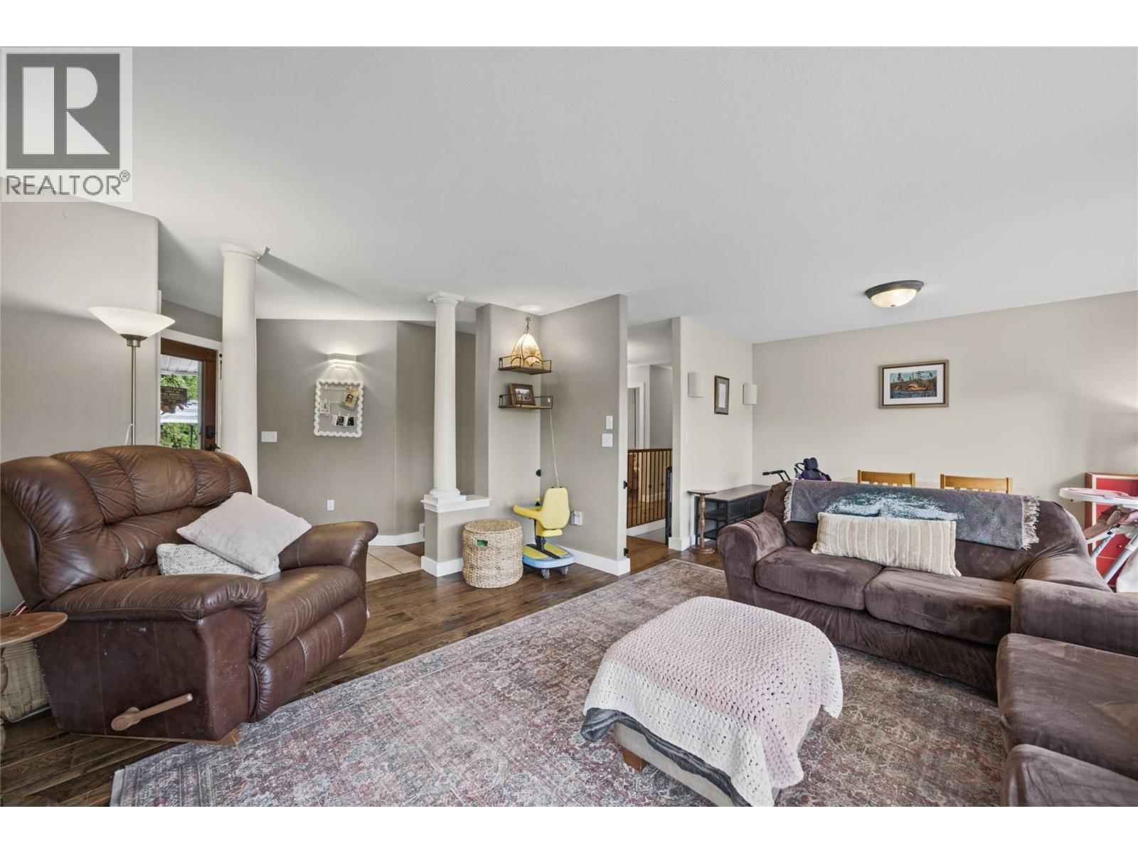 251 17 Street SE - 28