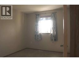 11 Northlands Crescent Ne, Medicine Hat, AB T1C2A9 Photo 28