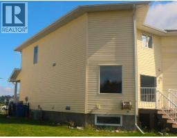 11 Northlands Crescent Ne, Medicine Hat, AB T1C2A9 Photo 31