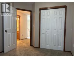 11 Northlands Crescent Ne, Medicine Hat, AB T1C2A9 Photo 22