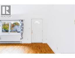 449 Canada Street, photo 23