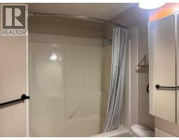 11 Northlands Crescent Ne, Medicine Hat, AB T1C2A9 Photo 24