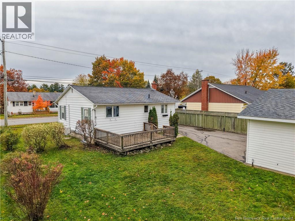 449 Canada Street - 10