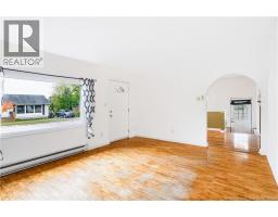 449 Canada Street, photo 21