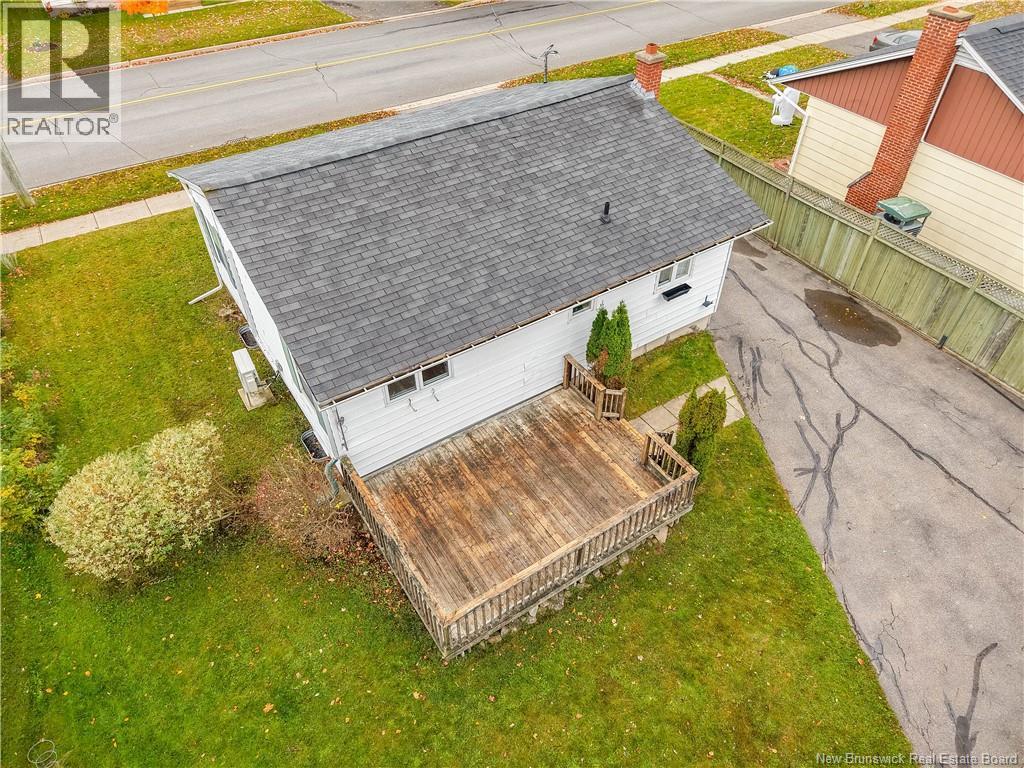 449 Canada Street - 8