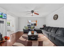 14120 88a Avenue, Surrey, BC V3V7W5 Photo 10