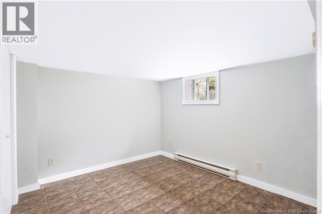 449 Canada Street - 35