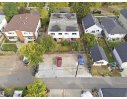 8945 78 Av Nw, Edmonton, AB T6C0N7 Photo 14