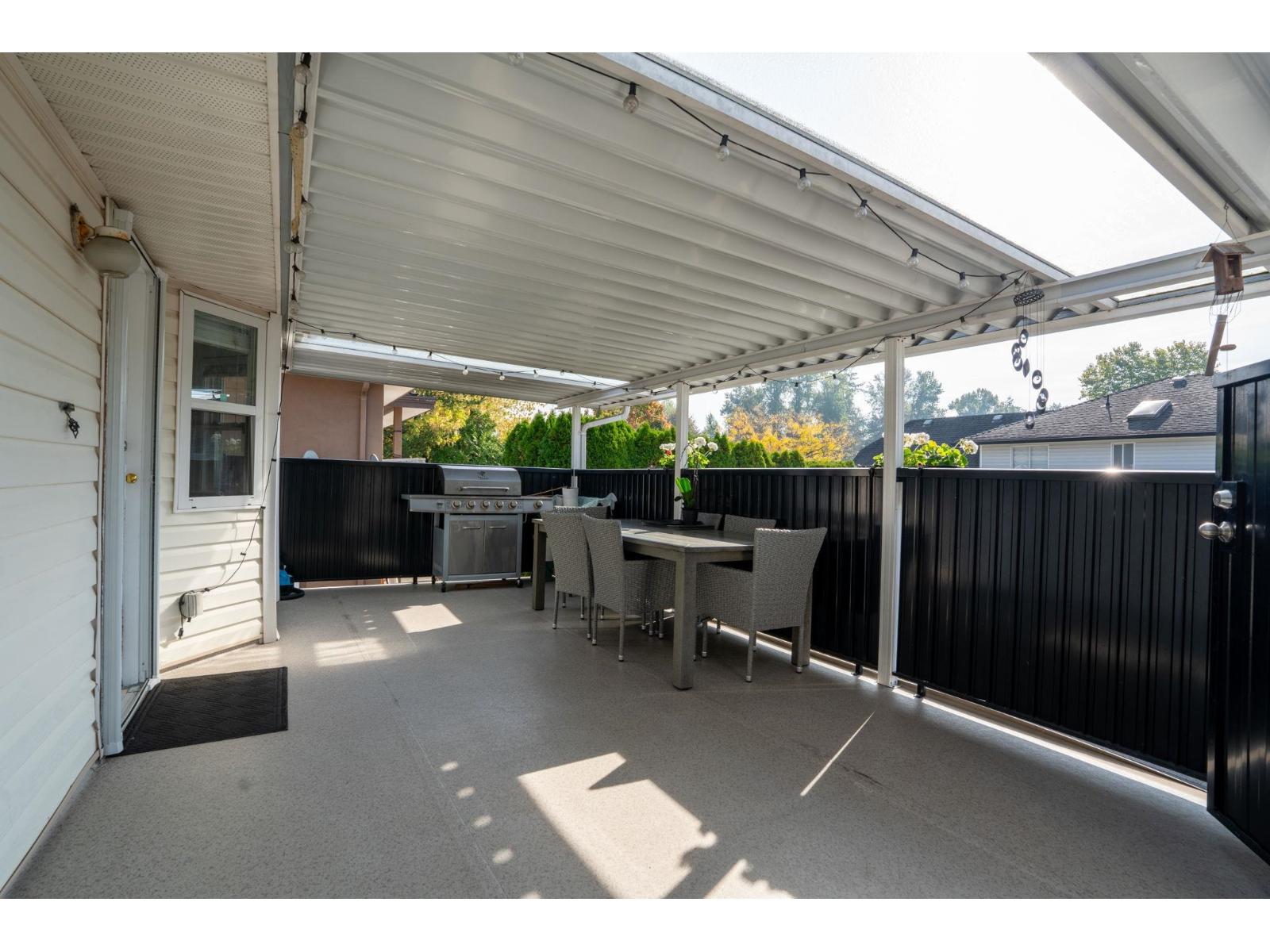 Photo of 14120 88A AVENUE 23