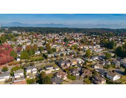 14120 88a Avenue, Surrey, BC V3V7W5 Photo 31