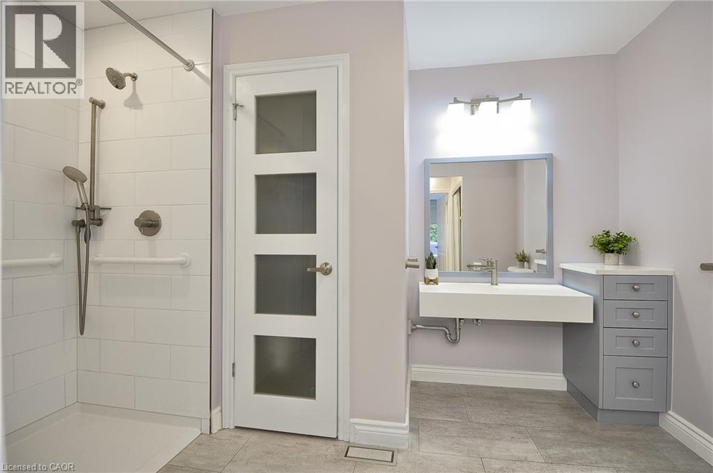 6 Terraview Crescent — photo 17