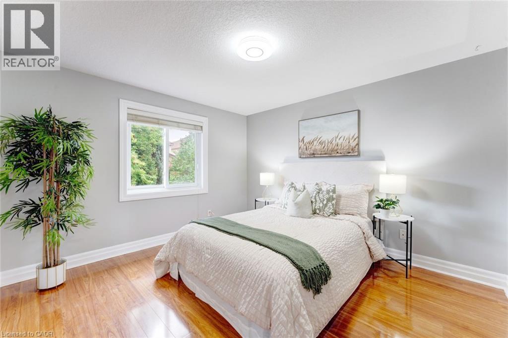 133 Steepleridge Street — photo 36