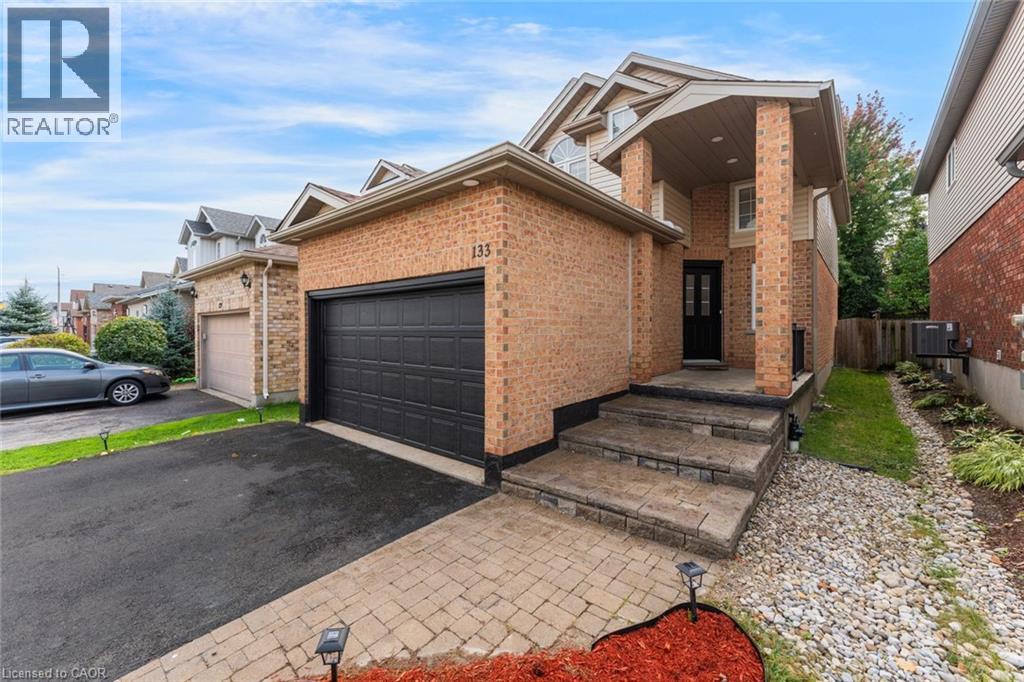 133 Steepleridge Street — photo 4