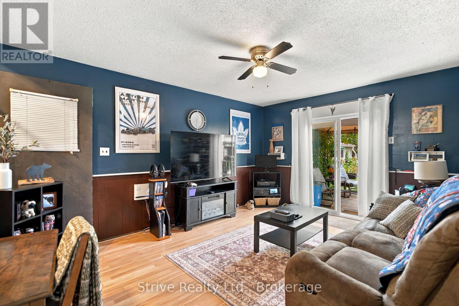76 WAVERLEY ROAD - 19