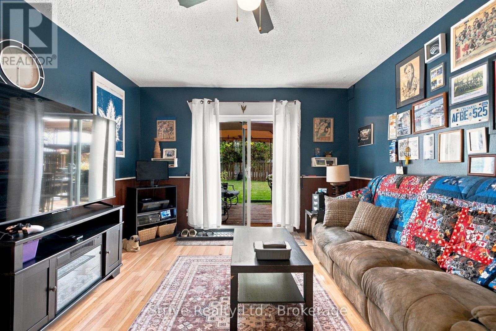 76 WAVERLEY ROAD - 20