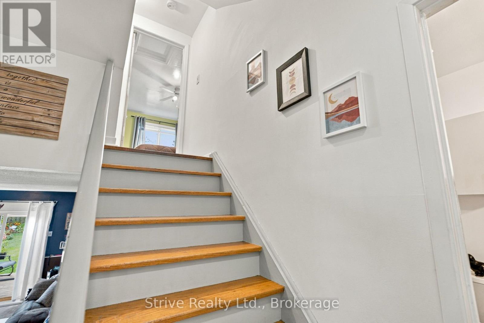 76 Waverley Road — photo 28