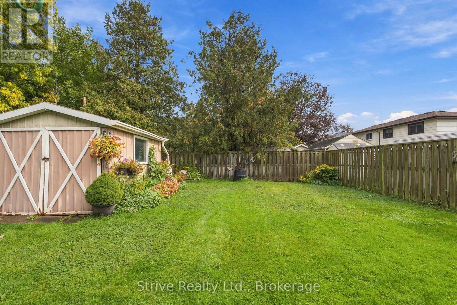 76 Waverley Road — photo 41