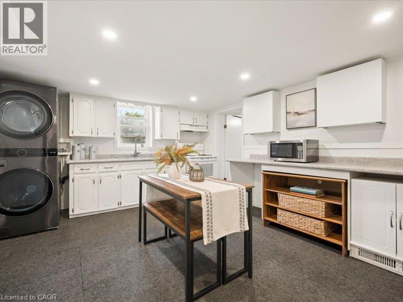 77 Beverly Street — photo 17