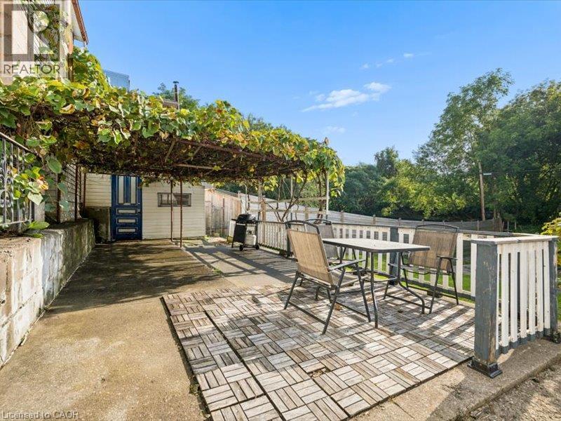 77 Beverly Street — photo 30
