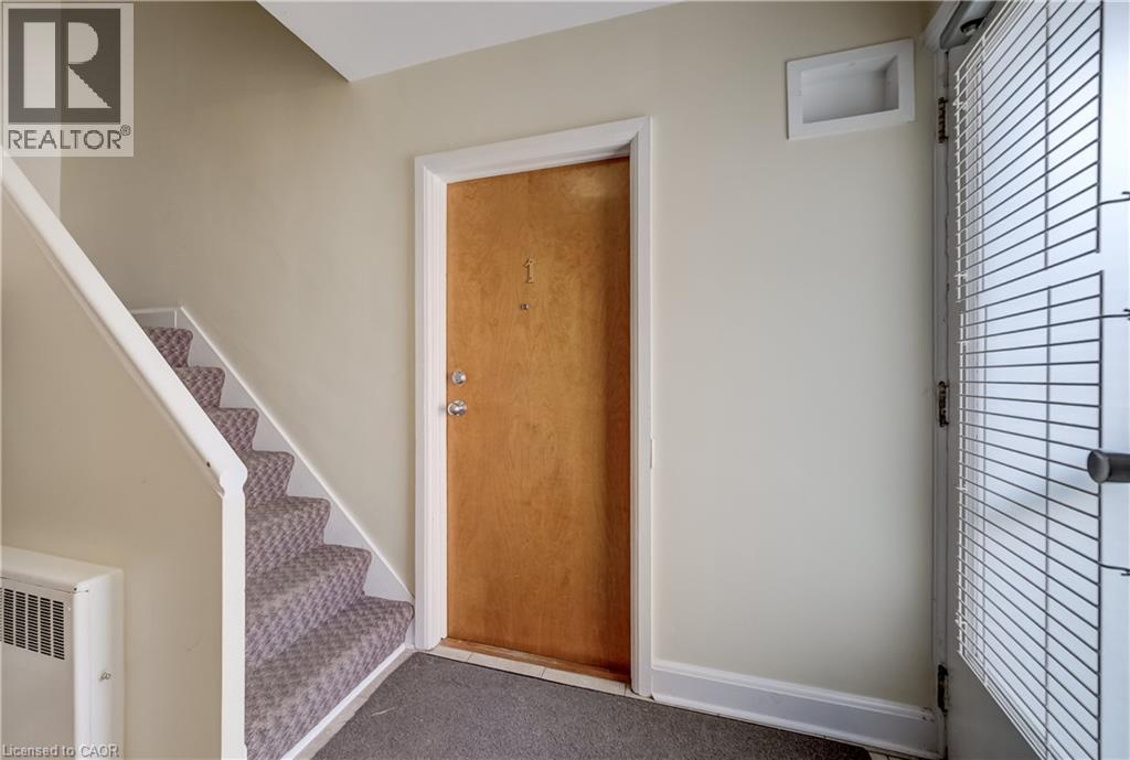 172 Arthur Street South — photo 16