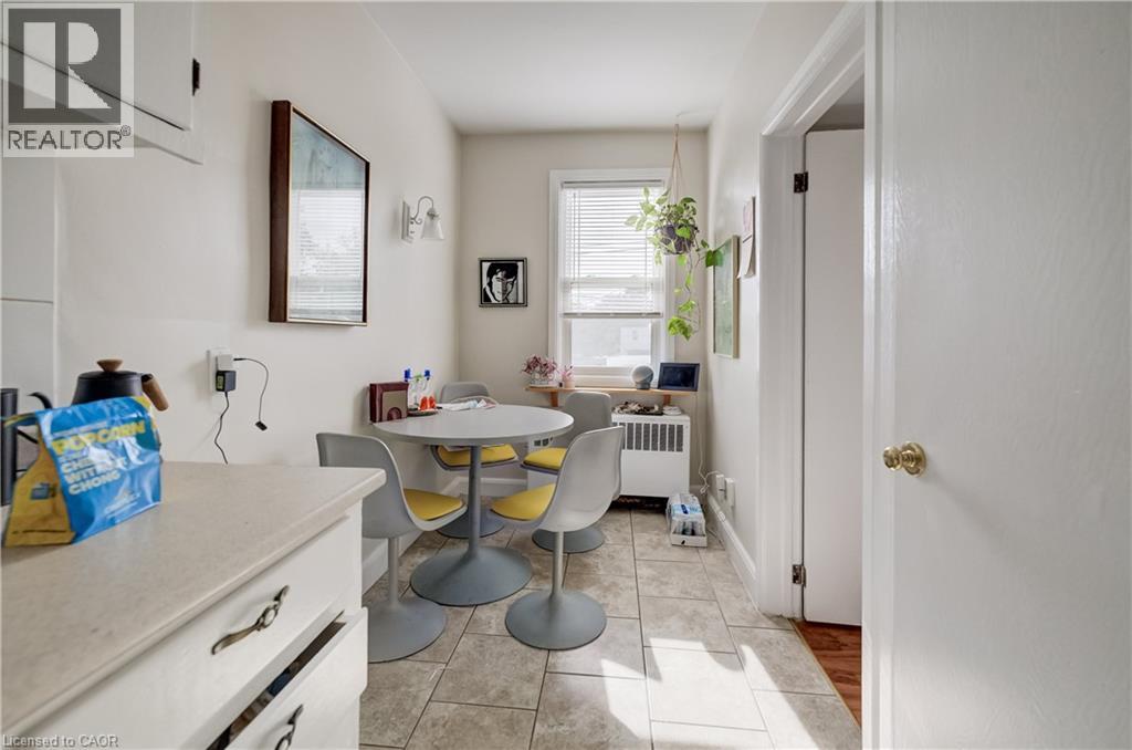 172 Arthur Street South — photo 19