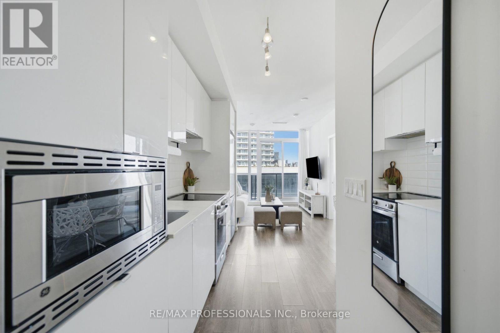 PH08- 49 East Liberty Street, Toronto, ON photo 3