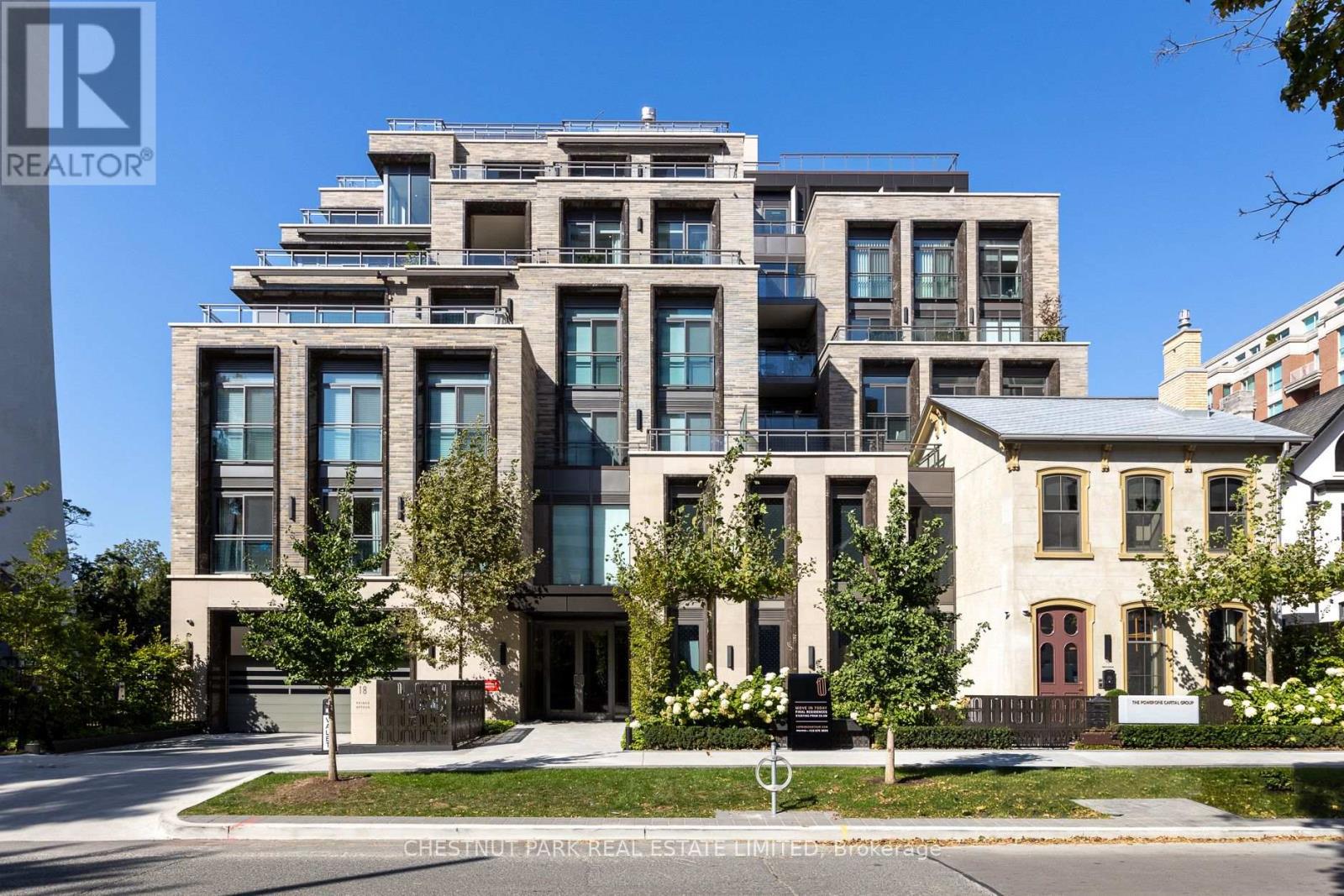 301- 10 Prince Arthur Avenue, Toronto, ON photo 2