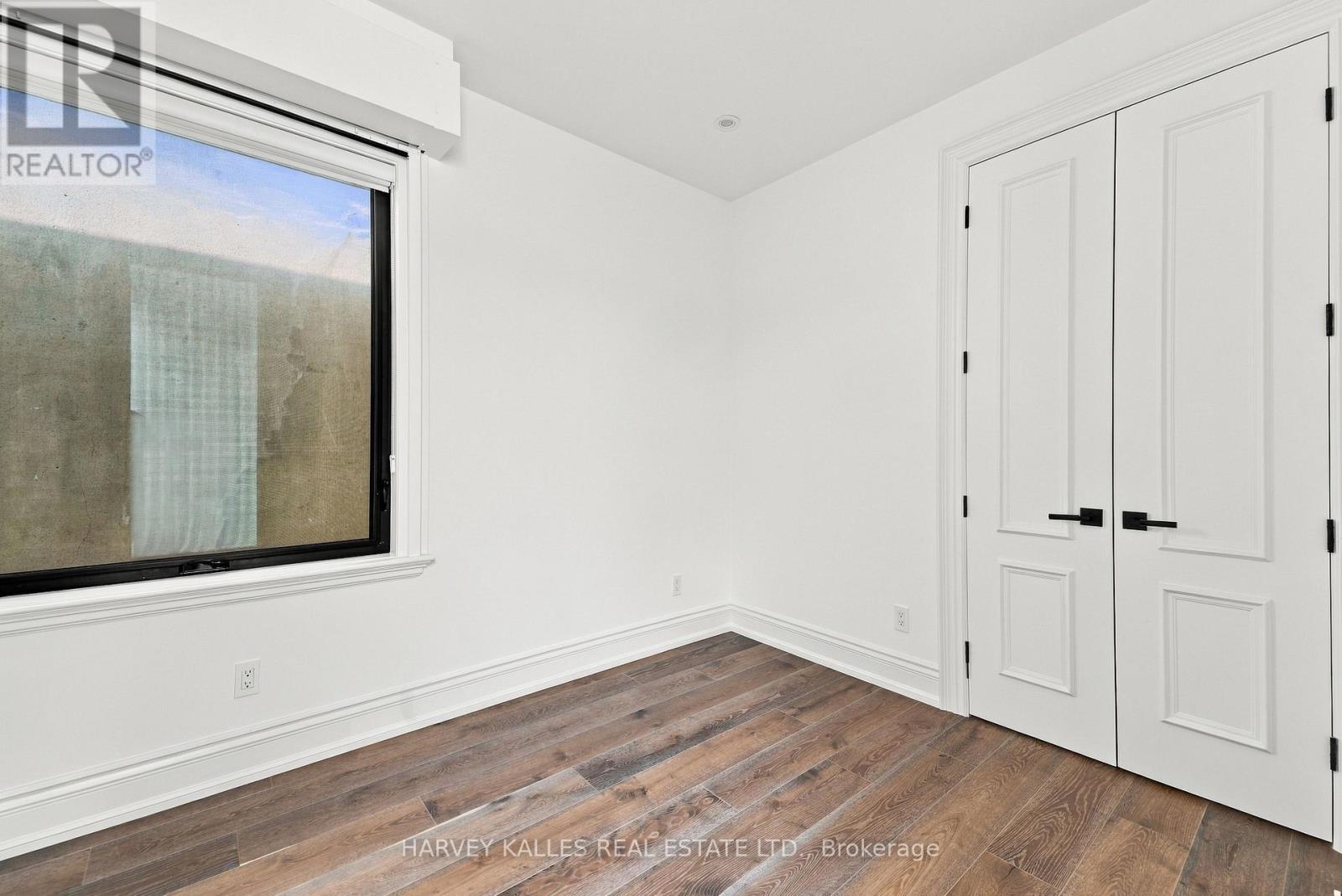 26 St Germain Avenue — photo 39