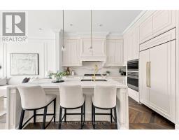 26 St Germain Avenue, Toronto, ON M5M1V8 Photo 14