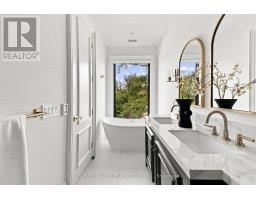 26 St Germain Avenue, Toronto, ON M5M1V8 Photo 32