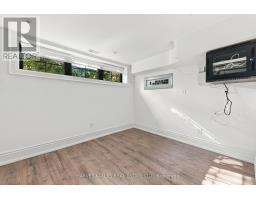 26 St Germain Avenue, Toronto, ON M5M1V8 Photo 43