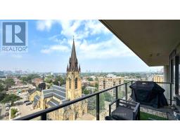1004 - 111 Bathurst Street, Toronto, ON M5V2R1 Photo 11