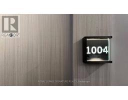 1004 - 111 Bathurst Street, Toronto, ON M5V2R1 Photo 13
